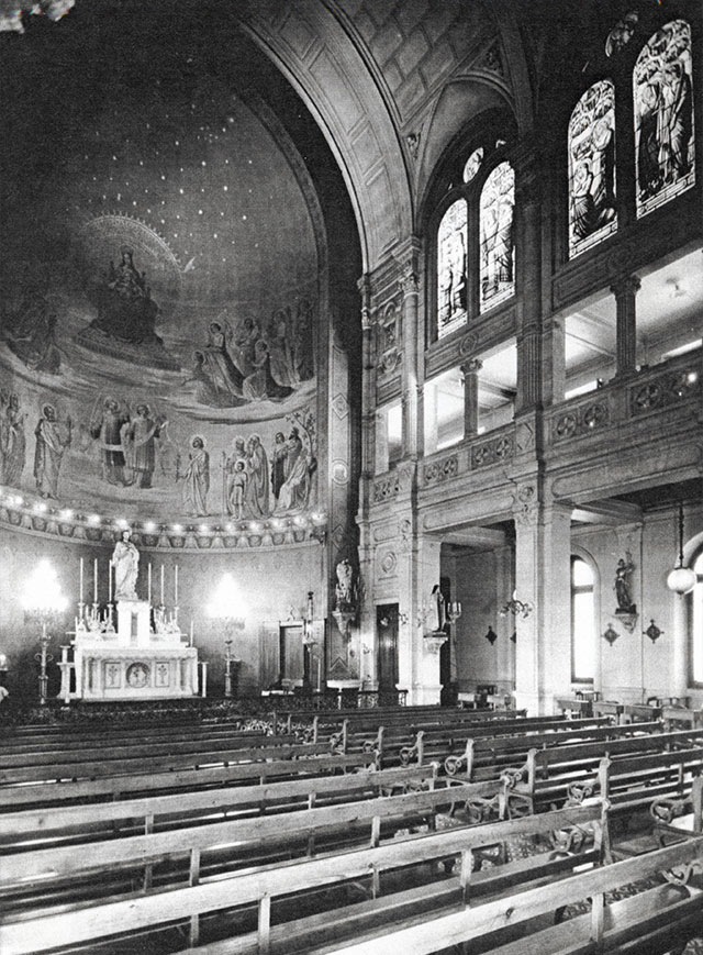 En images - Photo de la chapelle en noir et blanc